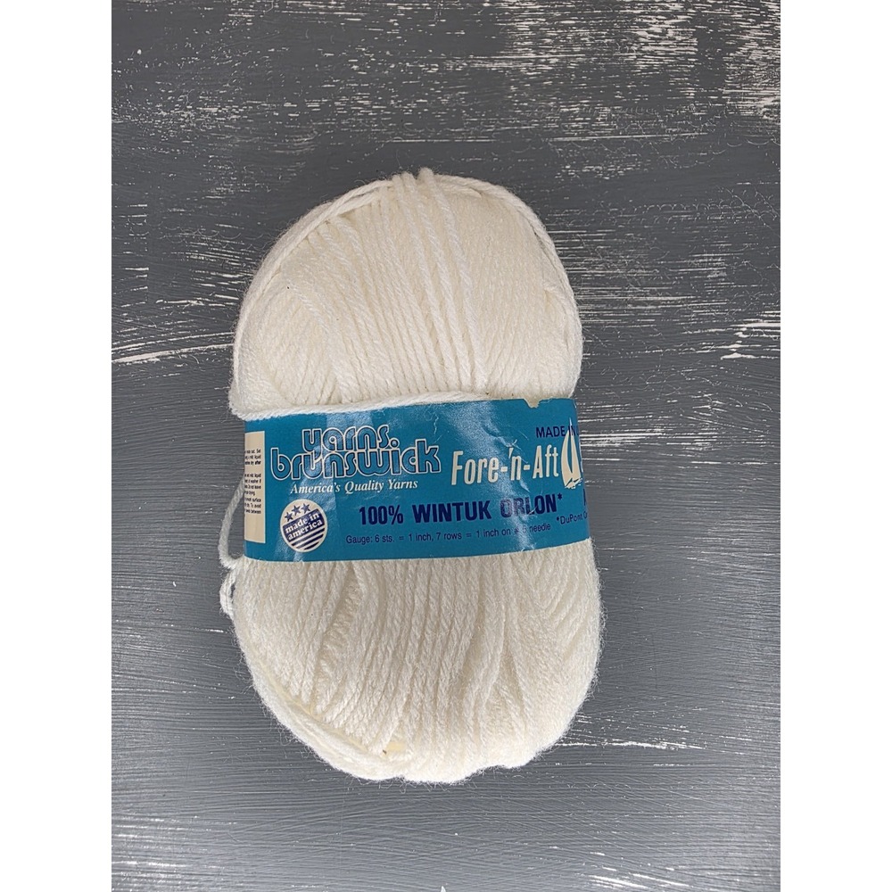 Vintage Brunswick Fore N Aft Sport 100% Wintuck Orlon‎ Acrylic #6000 White